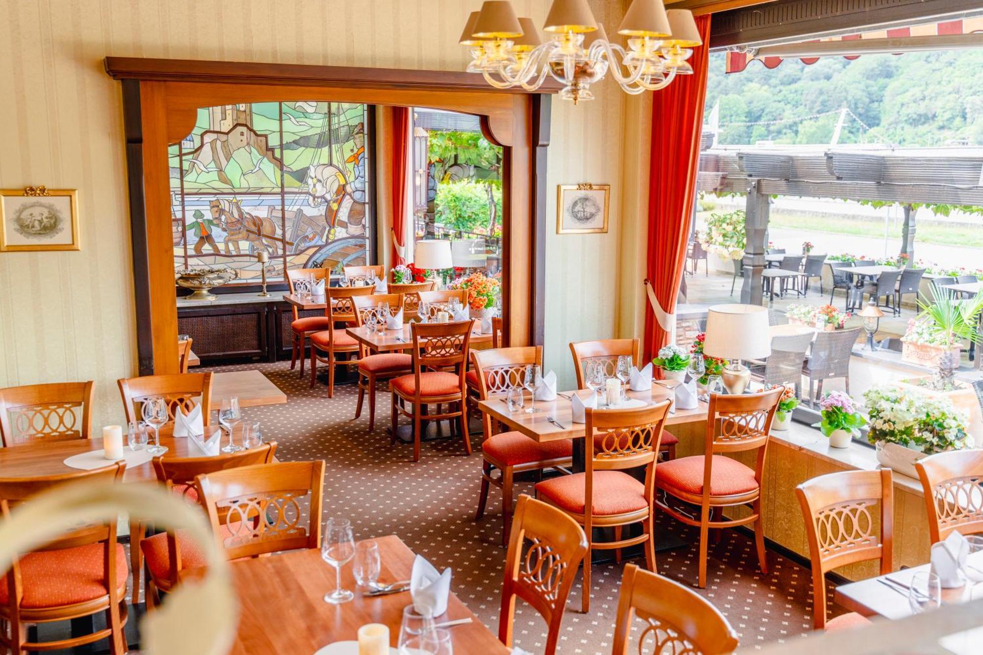 Hotel Unter Den Linden Rüdesheim am Rhein Esterno foto