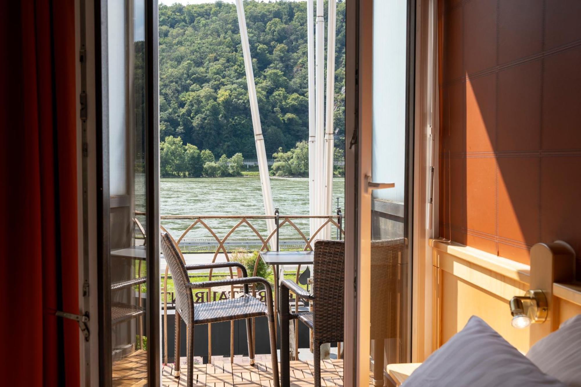 Hotel Unter Den Linden Rüdesheim am Rhein Esterno foto